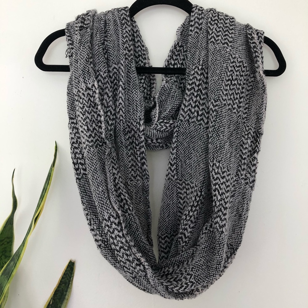 Soft B&W infinity scarf